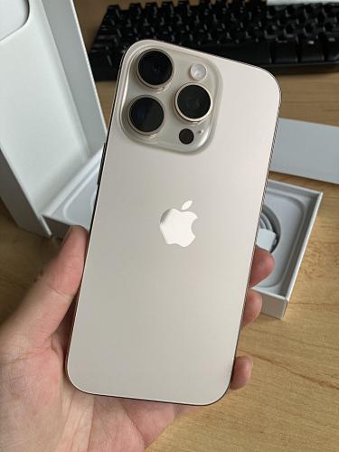 iPhone 16 pro 128 GB